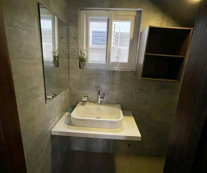 Luxurious 4bedroom townhouse @ Labone