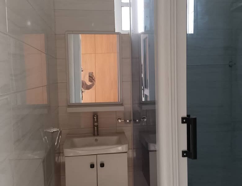 Executive newly built 2 Bedroom Apartment @ Tseaddo