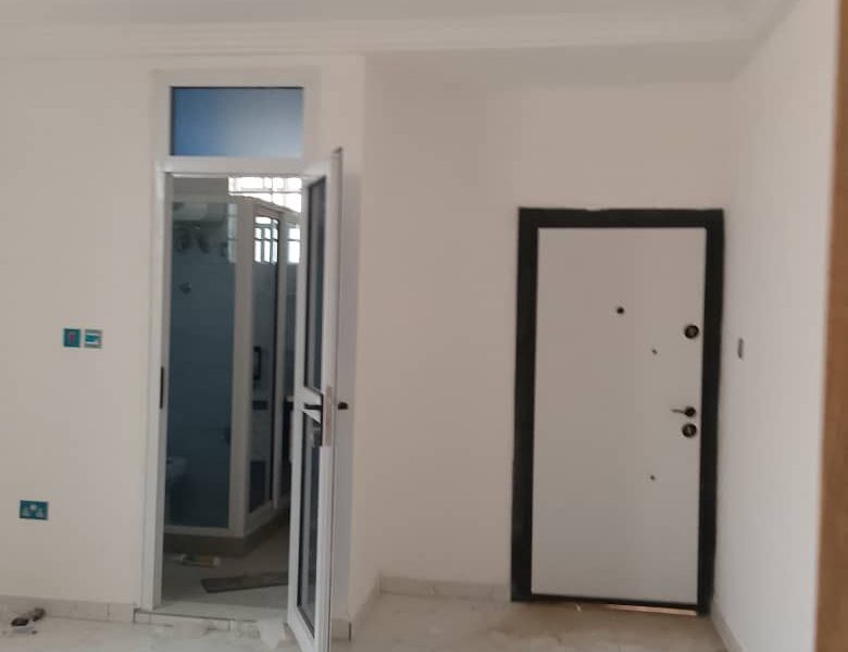 Executive newly built 2 Bedroom Apartment @ Tseaddo