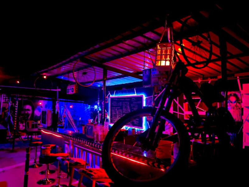 THE BOAMAHS SKY VIEW BAR