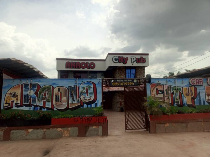 Akaolo city pub