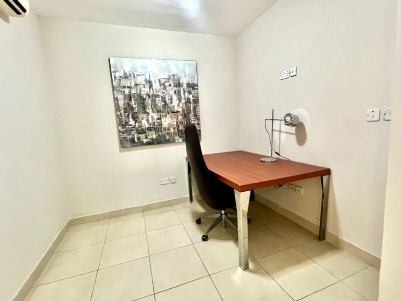 Luxury 3- bedroom service apartment