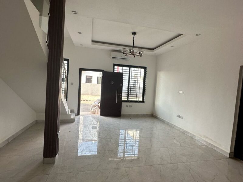 3 BEDROOM HOUSE FOR SALE