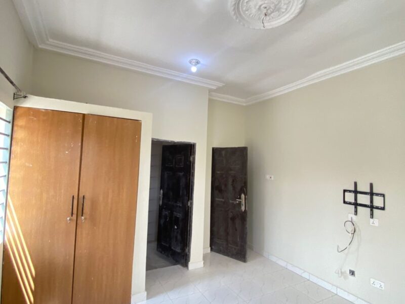 Newly built two bedroom apartment for rent,Lakeside estate