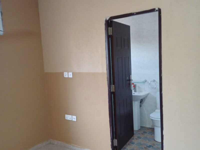 Two bedroom apartment @Lakeside estate