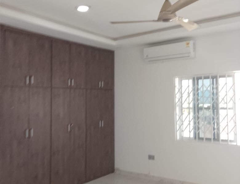 Four bedroom house for sale @ Ogbodjo