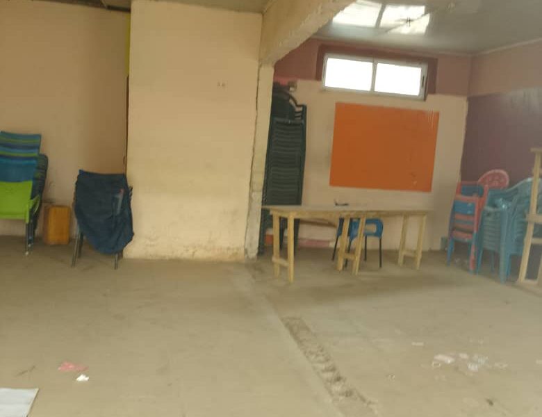 Top shop for rent @Madina