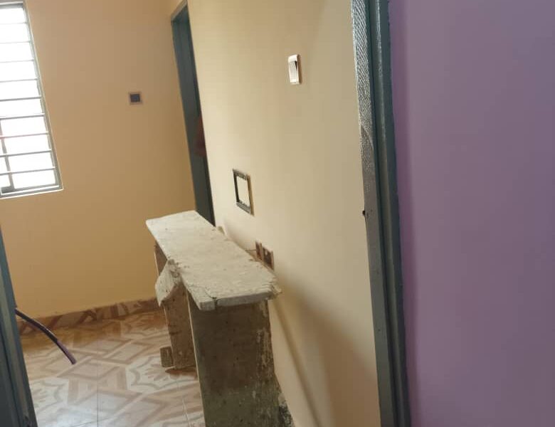 Single room self contained for rent