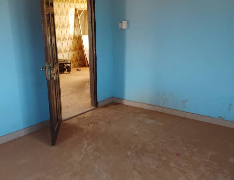 Two bedrooms apartment for rent @ Oyibo
