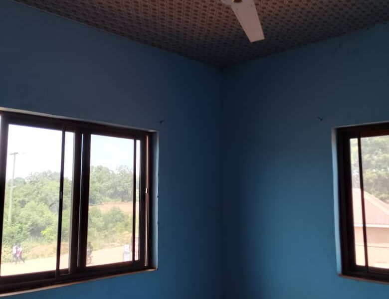 Two bedrooms apartment for rent @ Oyibo