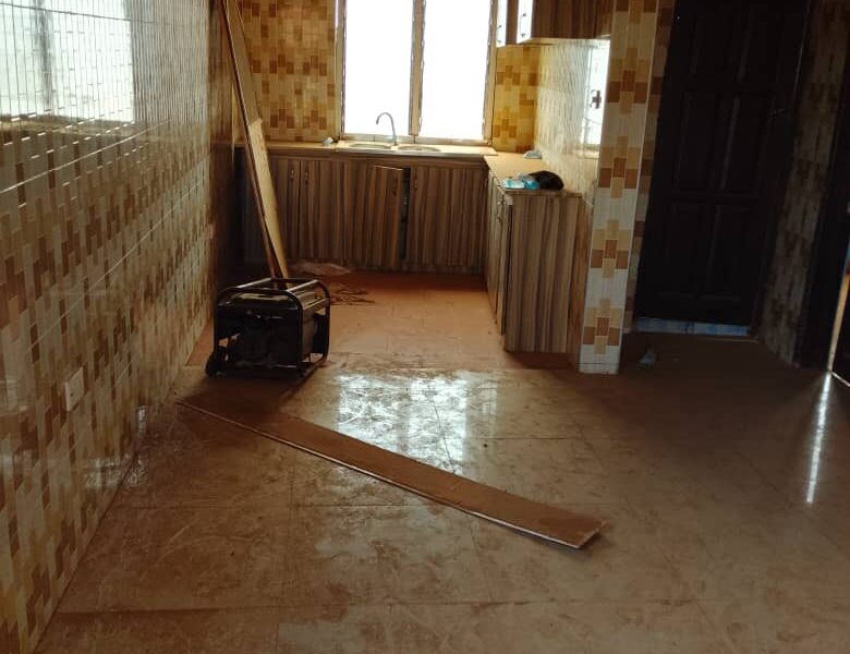 Two bedrooms apartment for rent @ Oyibo