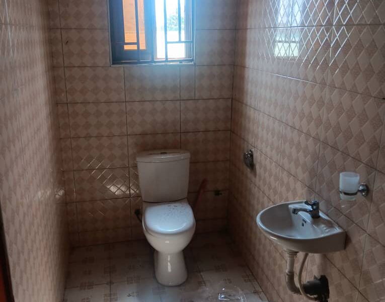 Chamba slc @ Lakeside for rent