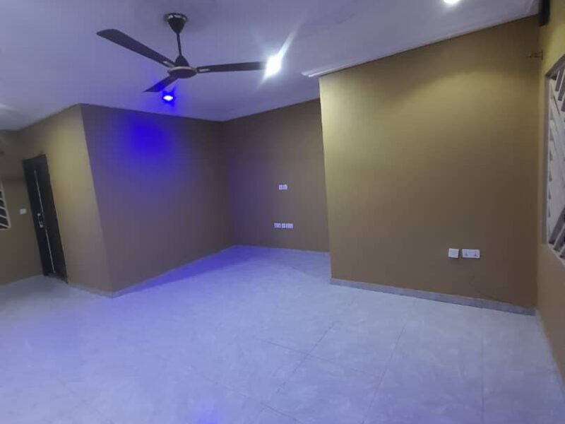 2 bedroom apartment @ Lakeside for rent