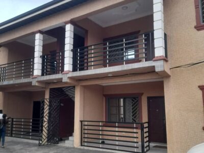 2 bedroom apartment @ Lakeside for rent