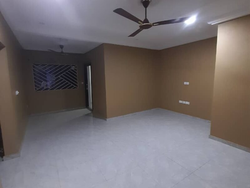 2 bedroom apartment @ Lakeside for rent