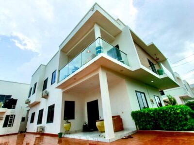 Fully furnished house for sale @ Botwe