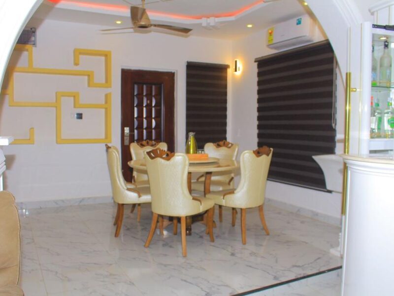 4bedroom self compound