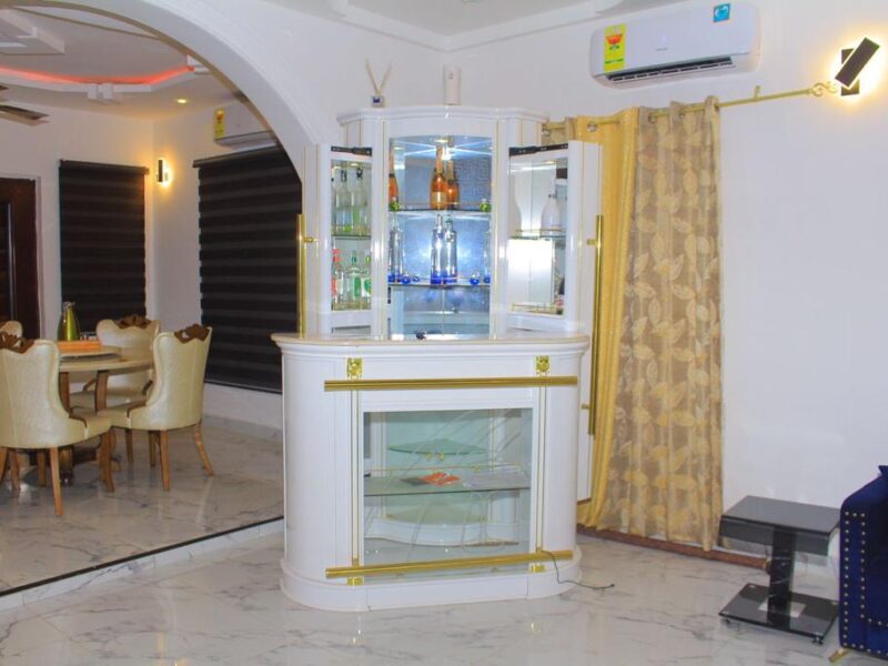 4bedroom self compound