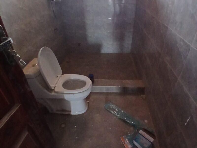 Newly built chamber and hall self contained