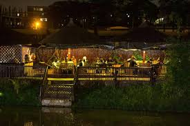 Ike’s Cafe and Grill