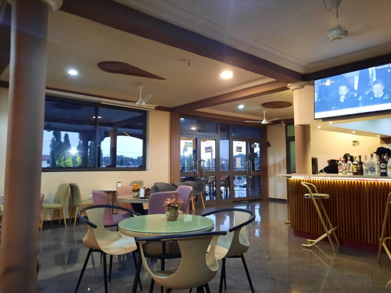 Jehovah Is My Friend Bar & Restaurant - Tesano